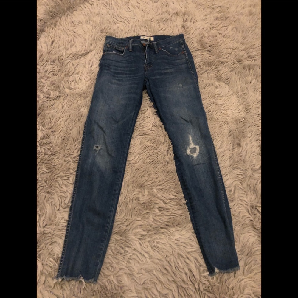 Size 26 madewell skinny jeans! Like new